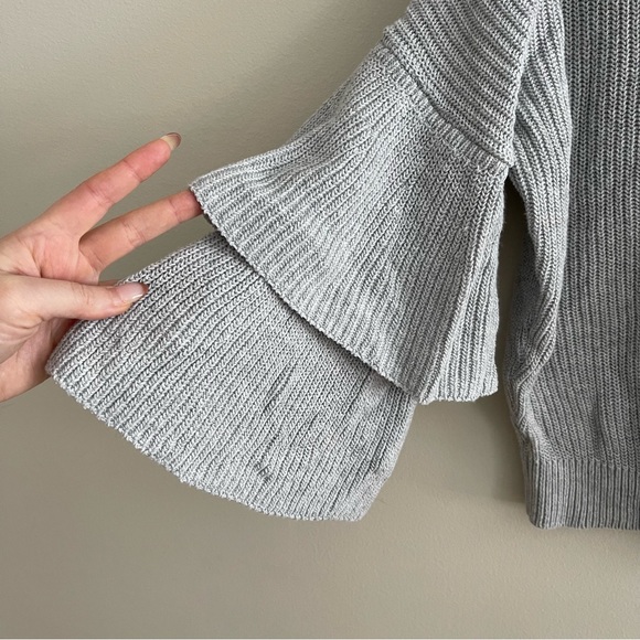 NWT Express Crop Grey Sweater - Picture 3 of 8